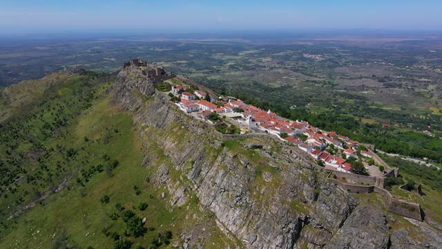 鸟瞰图圣玛丽亚德Marvão，葡萄牙。视频素材