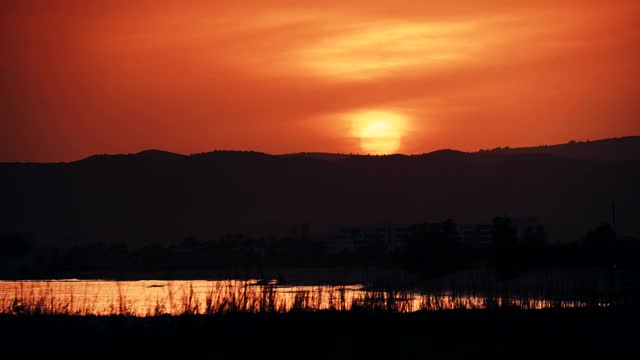 西班牙海岸的日落景观视频素材