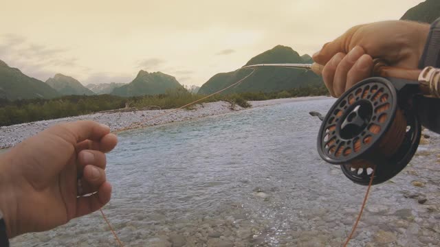 飞渔人的波夫视频素材