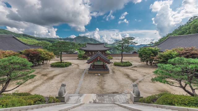 韩国Seokjongsa Temple / chungjusi, chungongbukdo的Gamrogak展馆视频素材