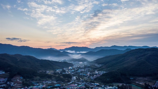 韩国京畿道，山村云海日出景色视频素材