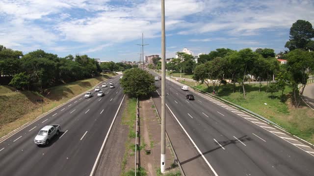 移民的高速公路视频素材