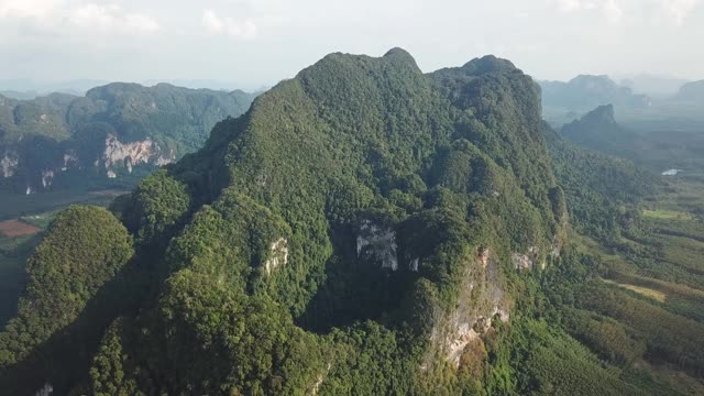 泰国山脉鸟瞰图视频素材