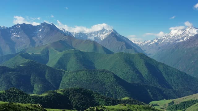 高加索山脉鸟瞰图视频素材