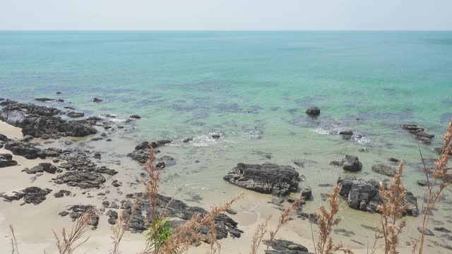 海岩海岸，泰国，Koh Lanta, 4k视频素材