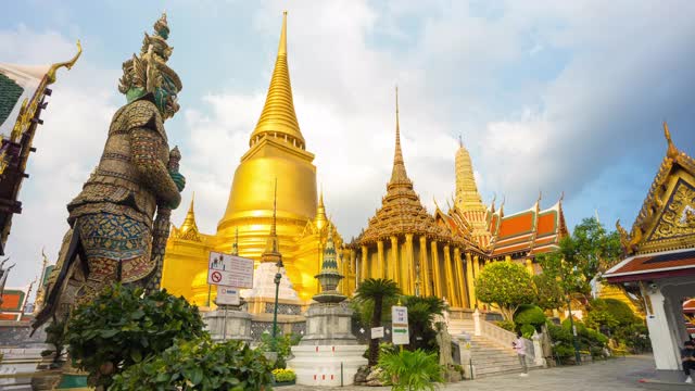 Wat Phra Kaeo著名地标Temple Of Bangkok City, Thailand时光流逝视频素材