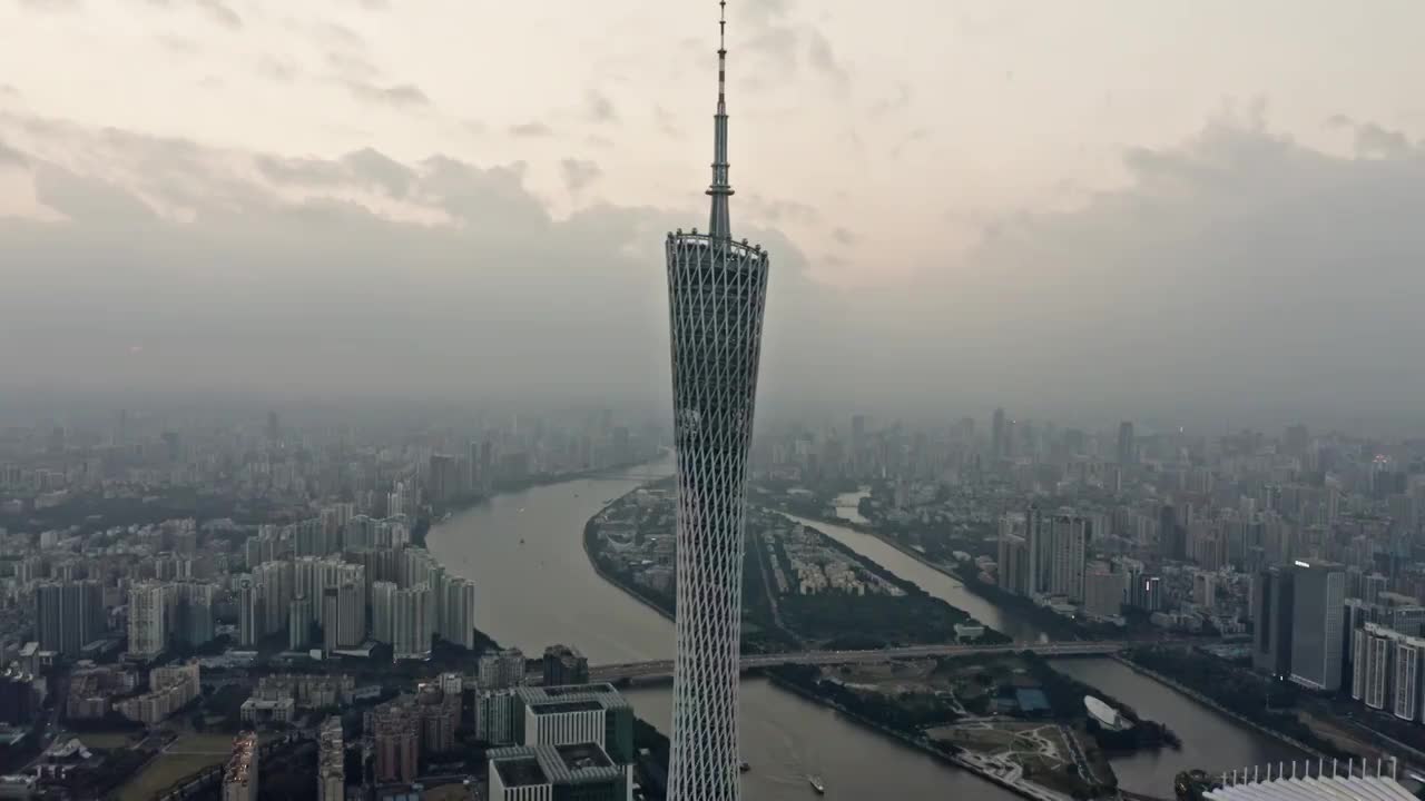 日落时分的广州天际线视频素材