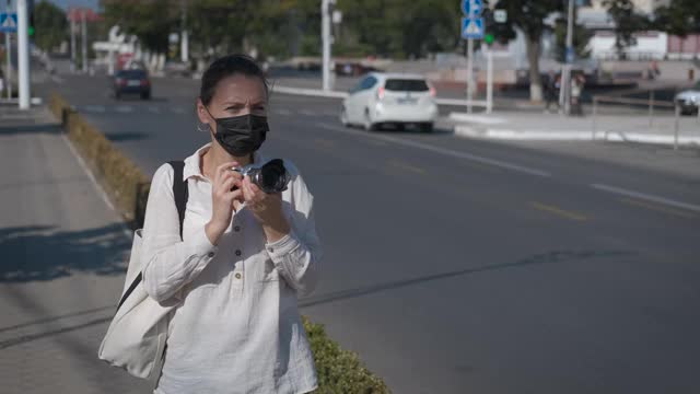 记者在街上。视频素材