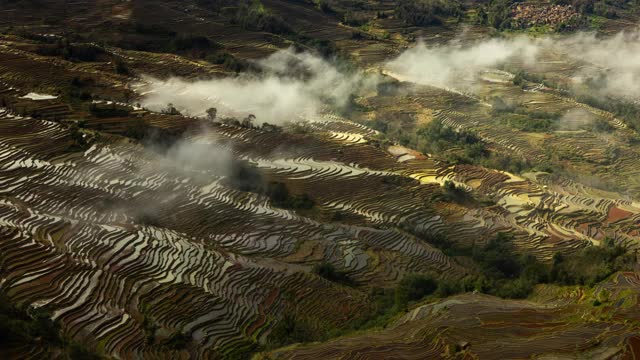 中国原阳数百层梯田的时间流逝视频素材