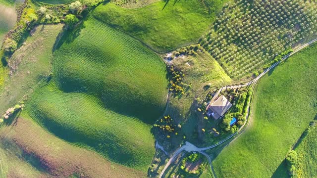 托斯卡纳空中农地，山野，傍晚视频素材