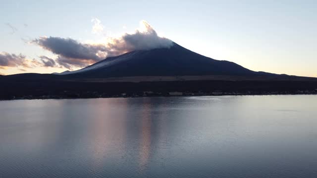 富士山天际线鸟瞰图视频素材