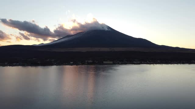 富士山天际线鸟瞰图视频素材