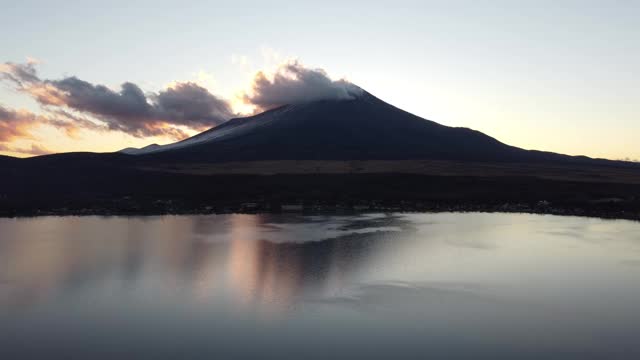 富士山天际线鸟瞰图视频素材