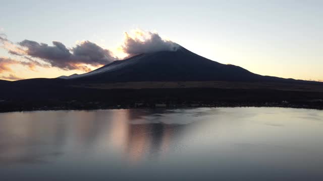 富士山天际线鸟瞰图视频素材