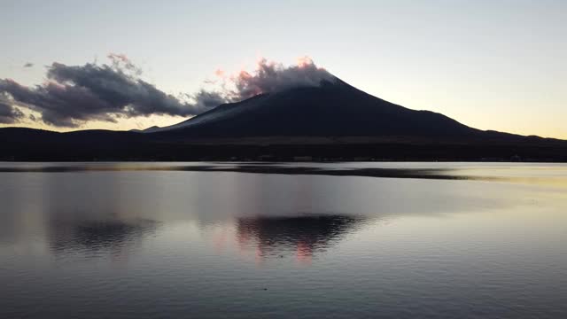 富士山天际线鸟瞰图视频素材