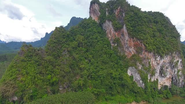 考索国家公园山上的鸟瞰图视频素材