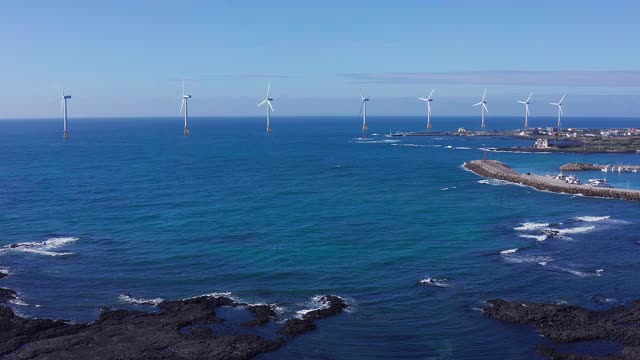 韩国济州岛济州岛新昌港和水轮机视频素材