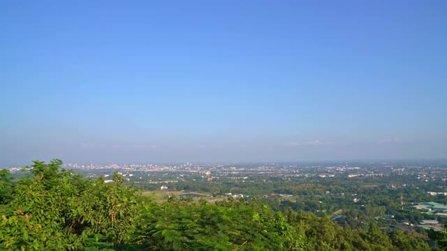 清迈城市天际线与蓝天在泰国视频素材