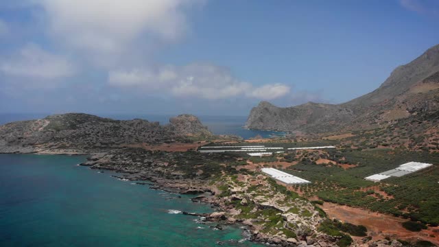 海和山景观鸟瞰图视频素材