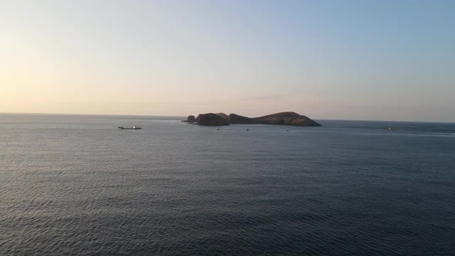 日落时分的杭州县查格wido岛海景/济州岛，济州岛，韩国视频素材