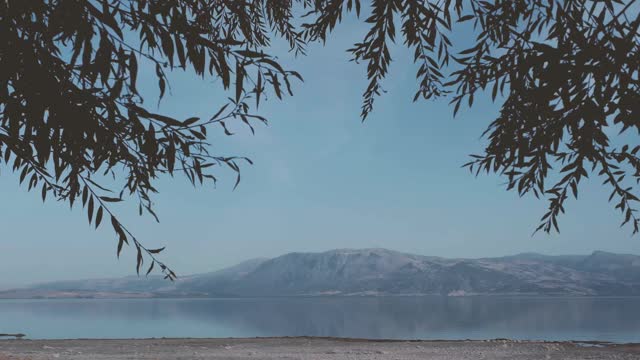 湖岸宁静视频素材