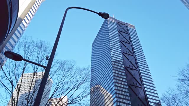 东京新宿西新宿摩天大楼街景视频素材