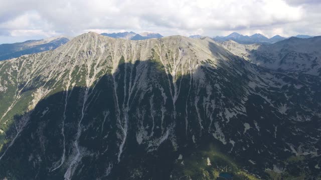 保加利亚皮林山的托多尔卡峰视频素材