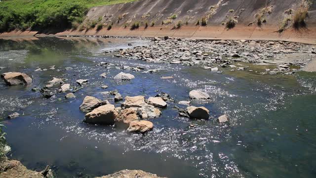 萨尔瓦多市Camurugipe运河视频素材