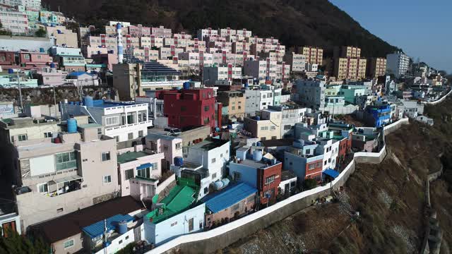 hunnyeoul文化村/ Yeongdo-gu，釜山，韩国视频素材