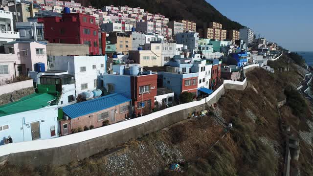 hunnyeoul文化村/ Yeongdo-gu，釜山，韩国视频素材