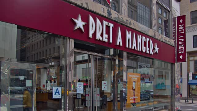 Pret a Manger餐厅。纽约街头。视频素材