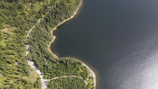 保加利亚Golyam Beglik水库的夏季景色视频素材