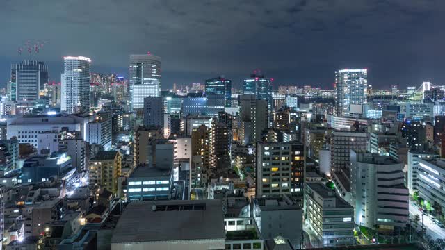 日本东京夜间建筑物的时间流逝视频素材