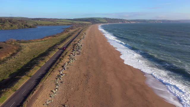 鸟瞰图Slapton Sands，德文郡，英格兰视频素材