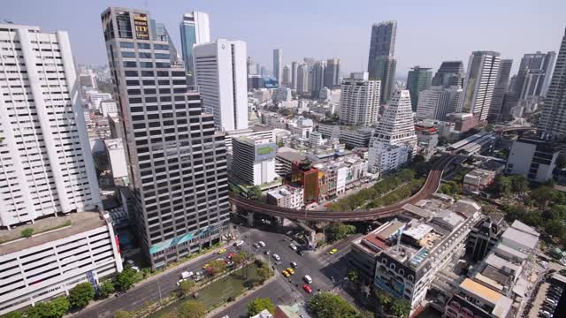 鸟瞰曼谷的许多建筑视频素材