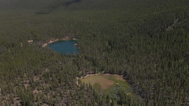 科罗拉多州4K山地无人机拍摄视频素材