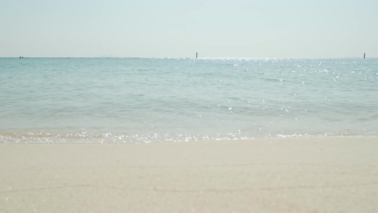 自然海景和美丽清澈的海浪镜头视频素材