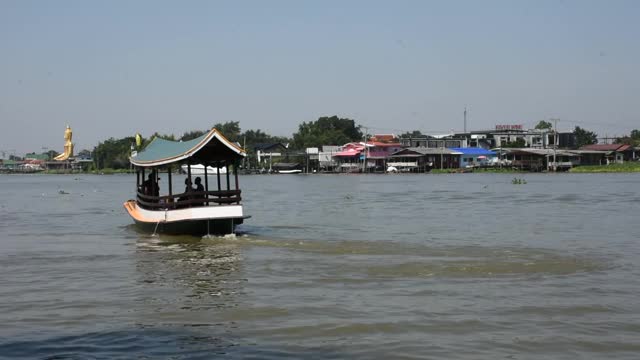 渡船运输送接旅客渡湄南河视频素材