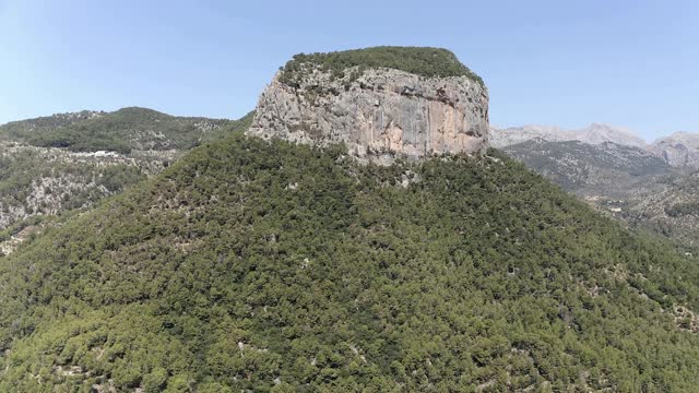 Puig d'Alaro, and Alaro, Serra de Tramuntana, Mallorca, 西班牙视频素材