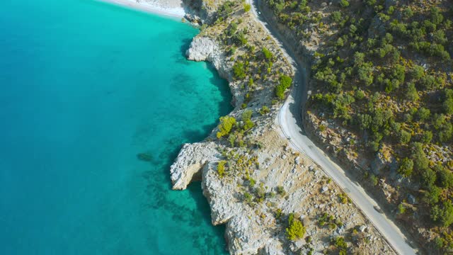 美丽的加州海岸-大苏尔，蒙特利县，加州。鸟瞰图4 k。视频素材