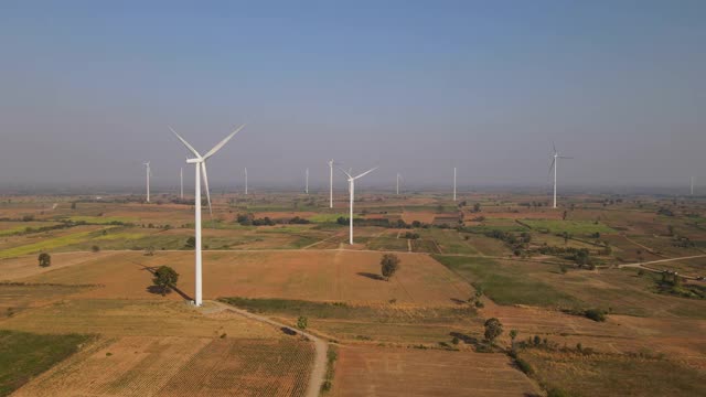 风电场，怀邦，Nakhon Ratchasima，泰国，航拍视频下载