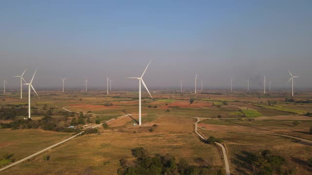 风电场，怀邦，Nakhon Ratchasima，泰国，航拍视频素材