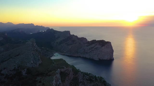 马略卡悬崖地中海海景视频素材