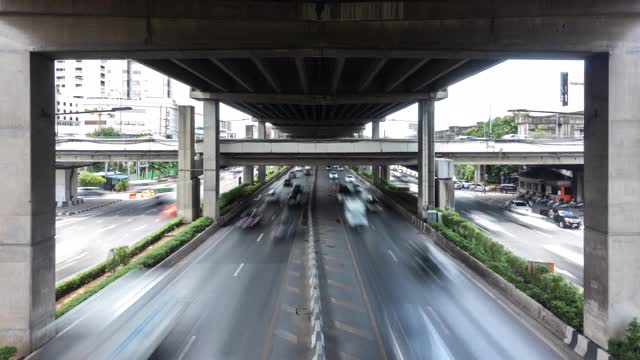 4 k。泰国曼谷街头，汽车在行驶视频素材