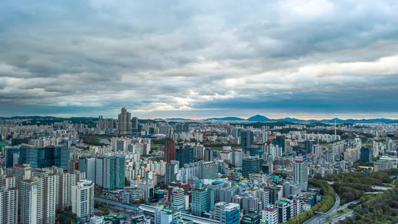 市中心风景/韩国首尔视频素材