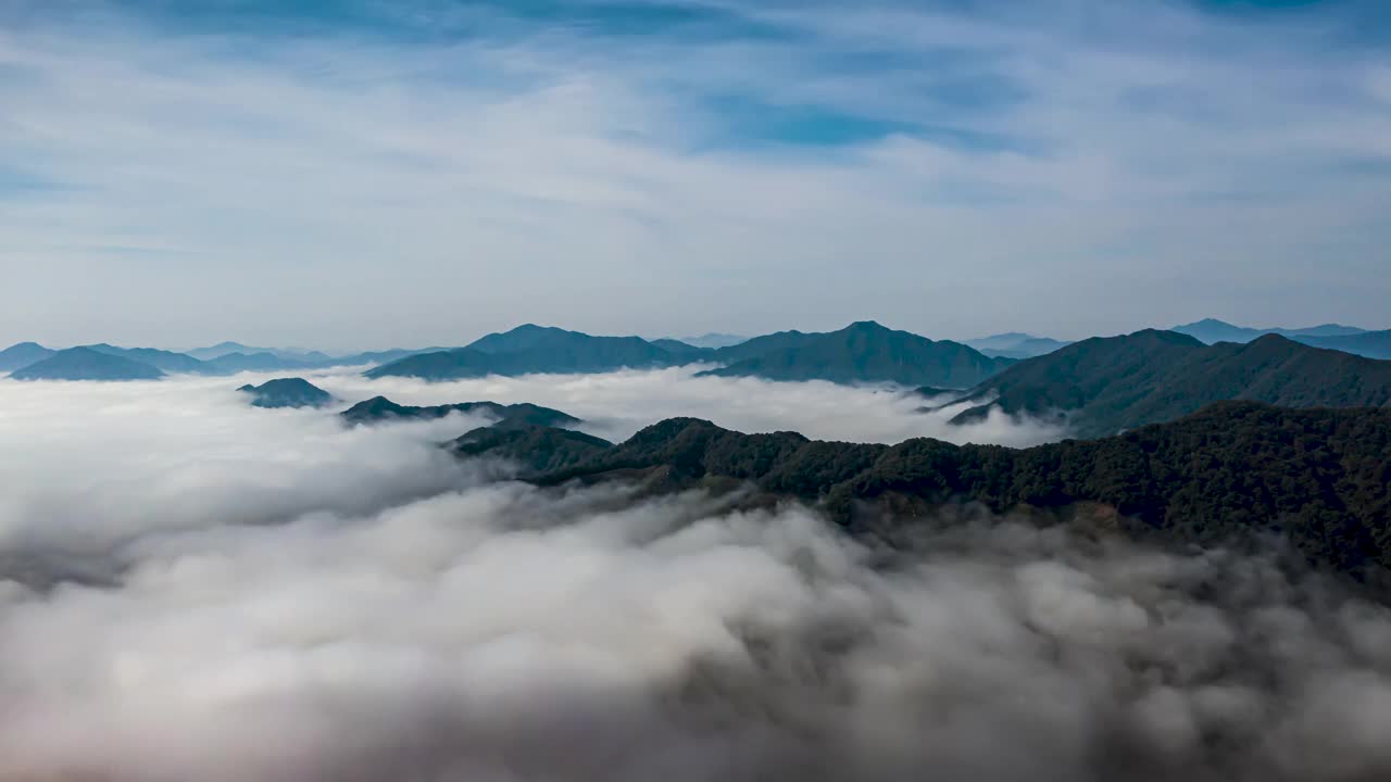 韩国京畿道和鸣山/加平郡的云海视频素材