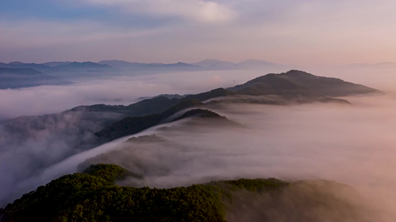 韩国京畿道和鸣山/加平郡的云海视频素材