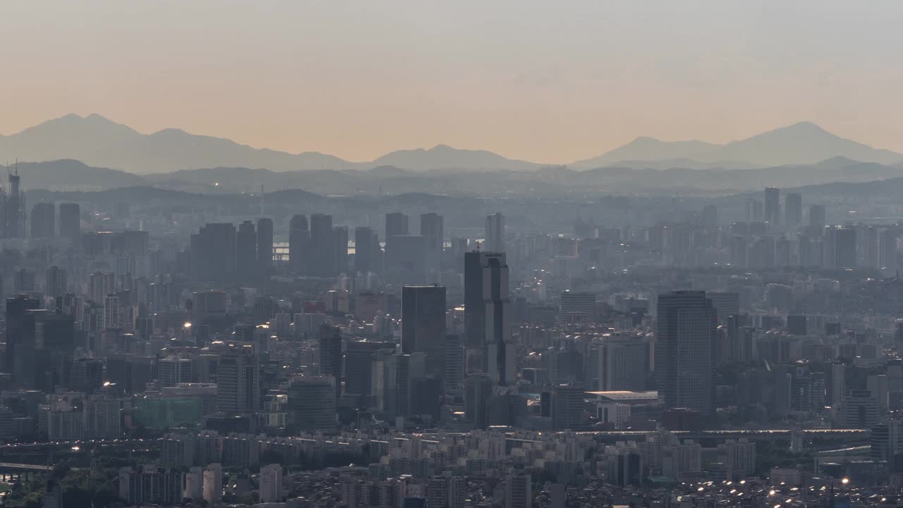 韩国首尔三城区江南区韩国世贸中心附近的市中心视频素材