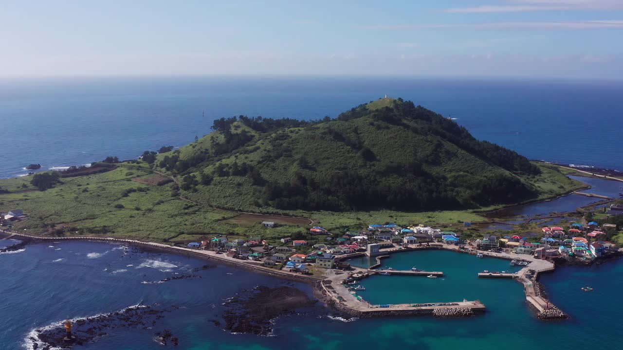 韩国济州岛，哈林县比阳岛/济州岛视频素材