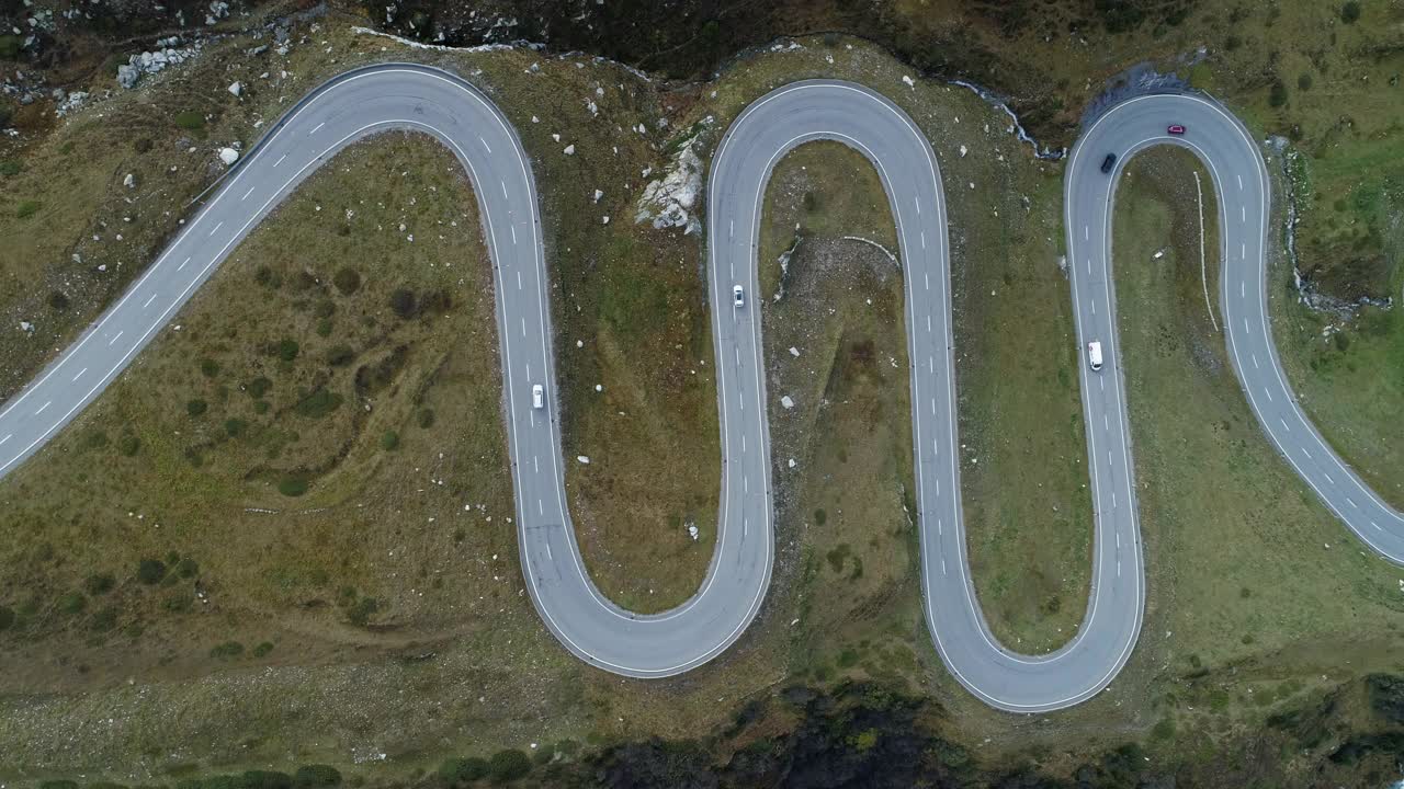 鸟瞰图Julier Pass, Grisons，瑞士视频素材